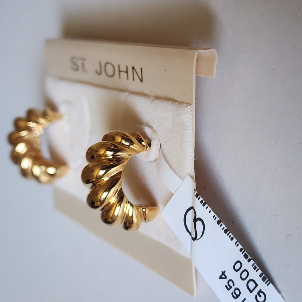 Exclusive St. John Twisted Gold Pierce Earrings